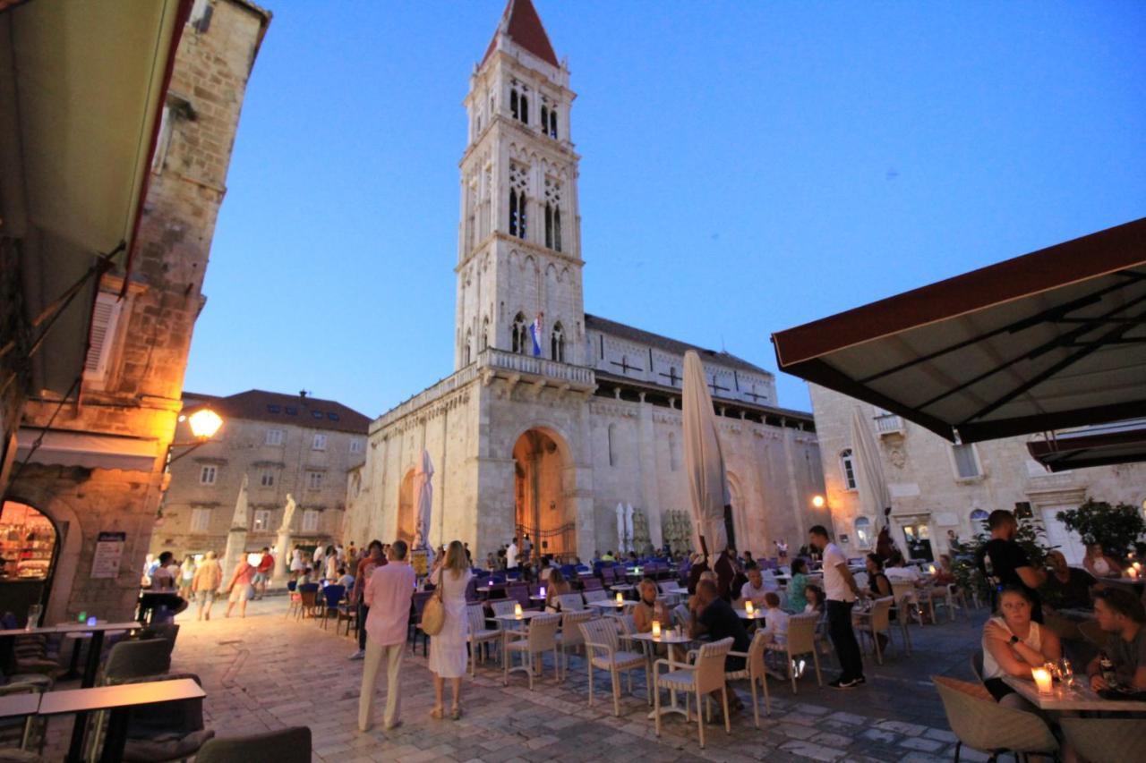 Villa Town House In The Centre Of Historic Traù Esterno foto