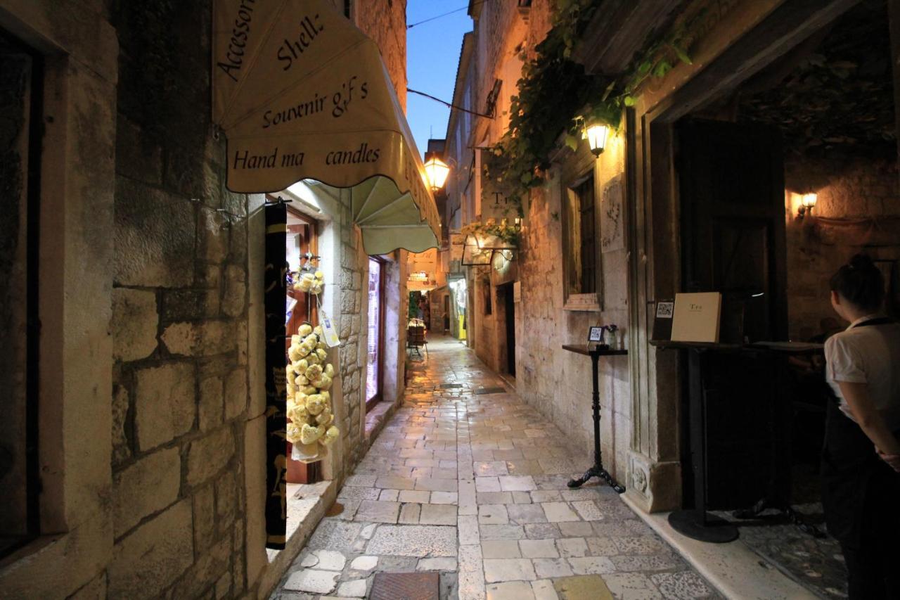 Villa Town House In The Centre Of Historic Traù Esterno foto
